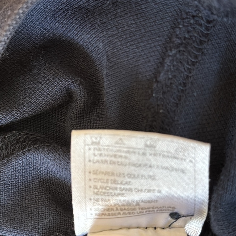 Ariat women’s shirt size M - Picture 5 of 6